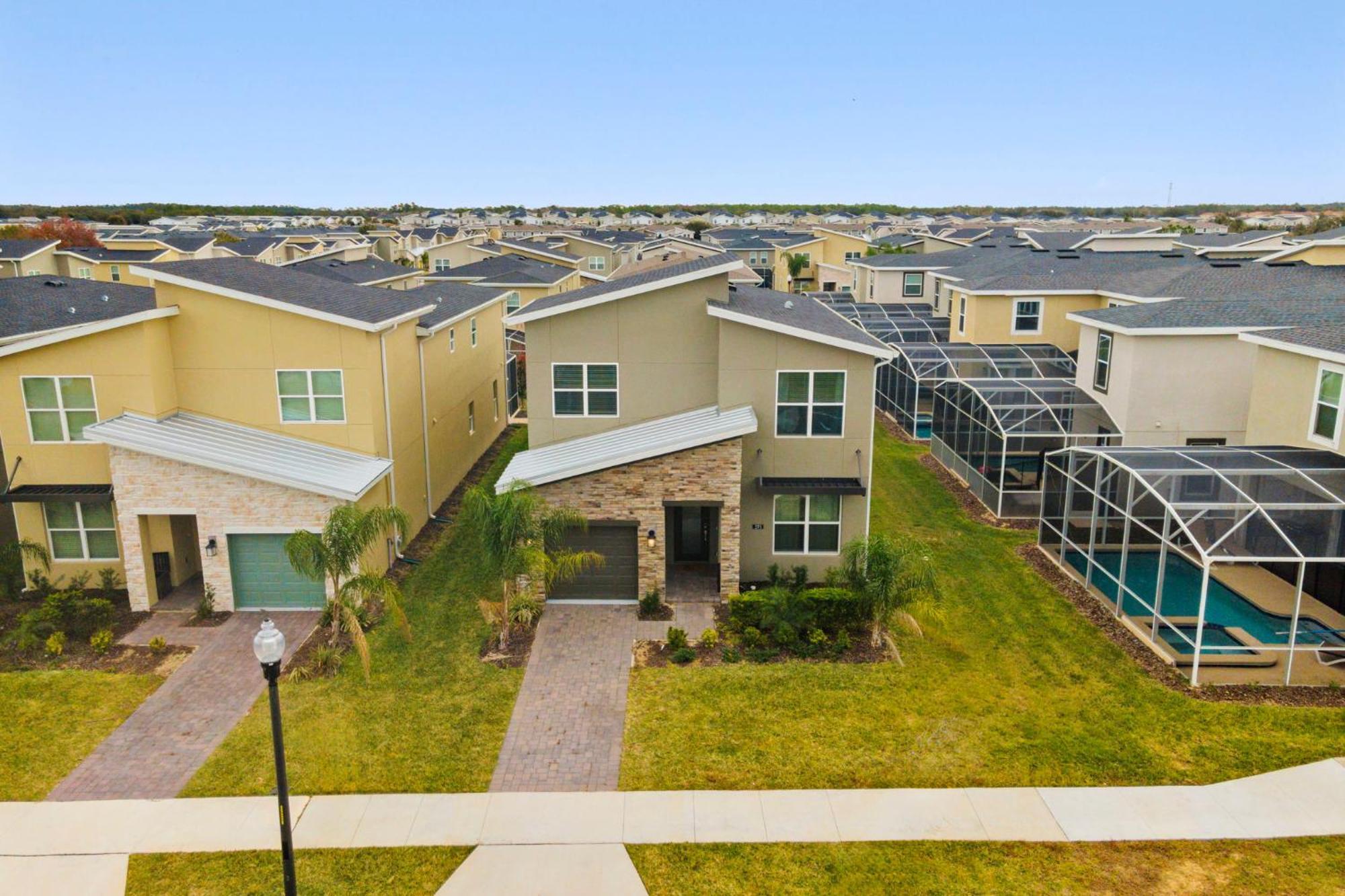 Gorgeous 5 Bd Home W Private Pool Next To Disney キシミー エクステリア 写真